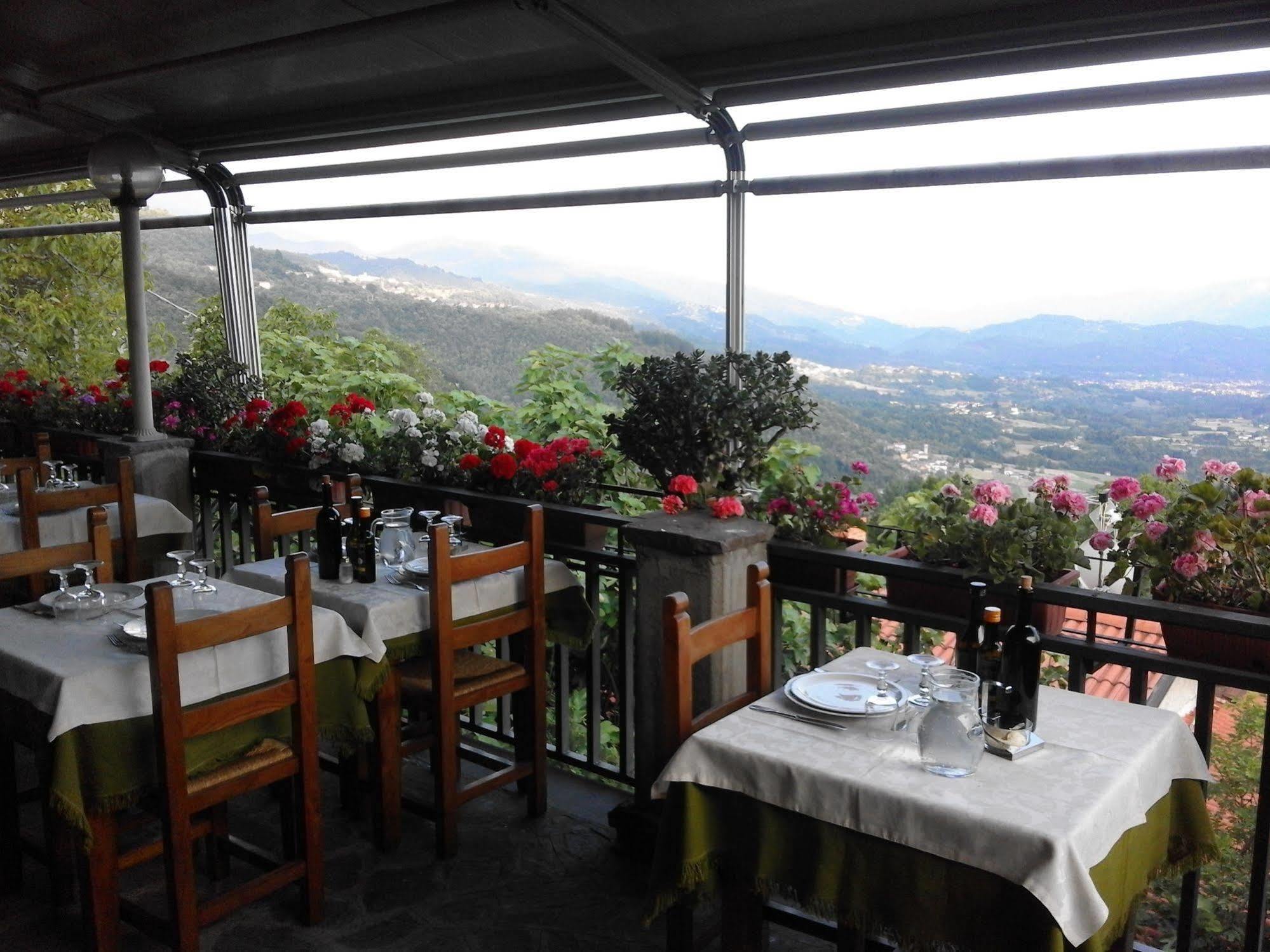 Hotel Panoramico Corfino Eksteriør bilde