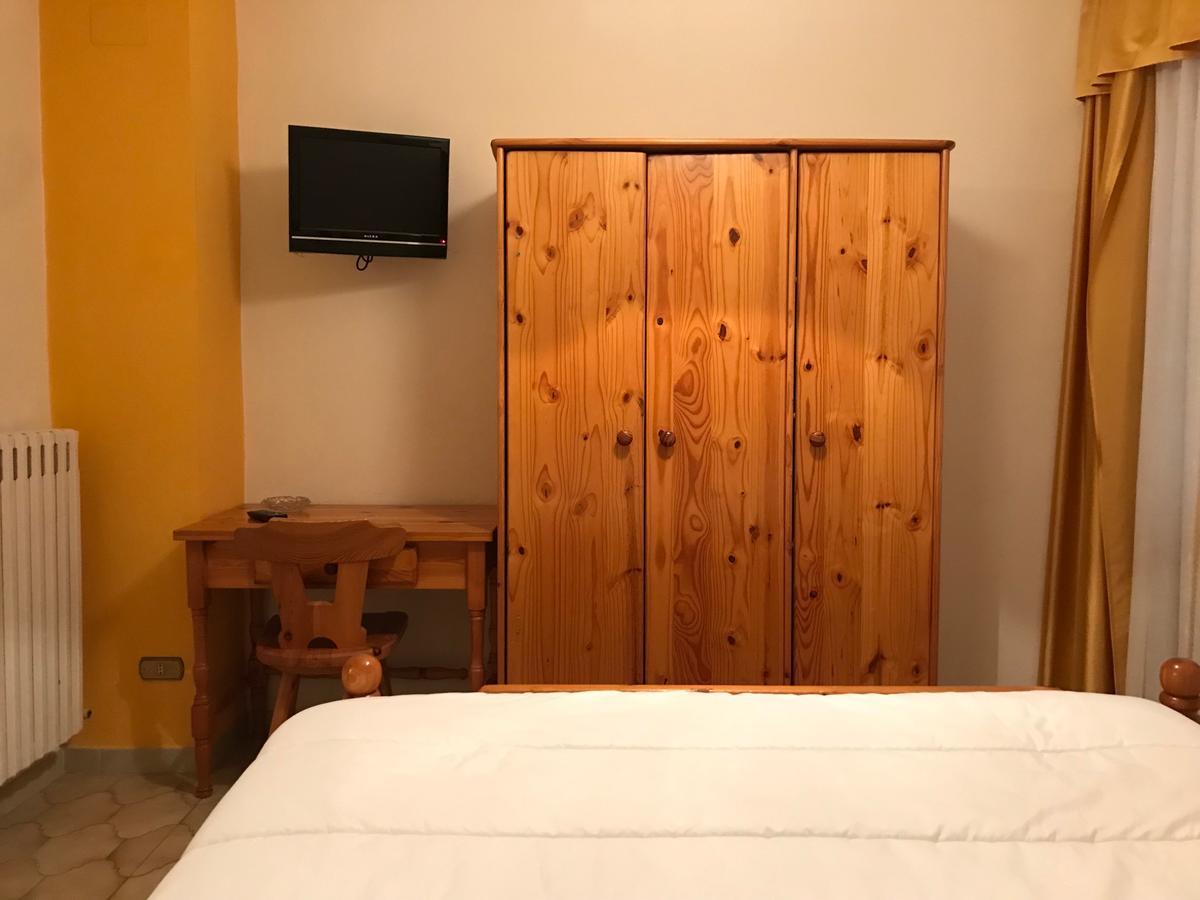Hotel Panoramico Corfino Eksteriør bilde